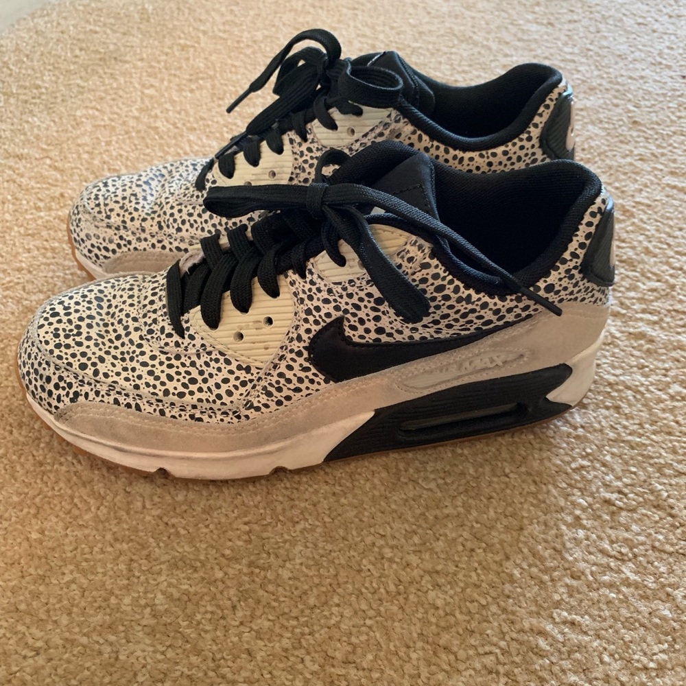 Nike Leopard Sneakers